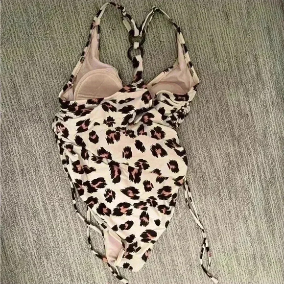 NWOT SMALL CHEETAH/LEOPARD BATHING SUIT ONE PIECE - Picture 4 of 5